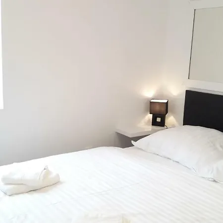 Downtown Park Suites Apartment Vodice