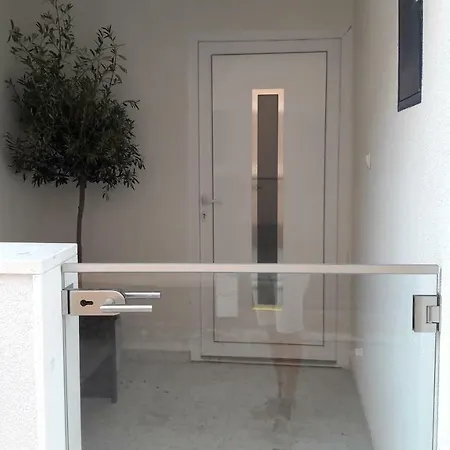 Downtown Park Suites Apartment *