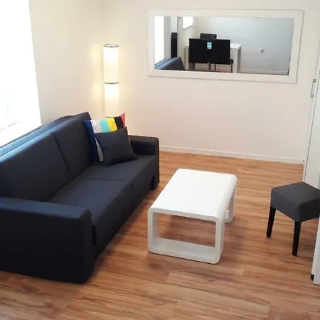 Downtown Park Suites Apartment